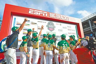 棒球》取消東園教練開球 運動家公關致歉