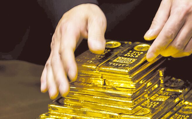 外银持续上调黄金目标价。图／美联社