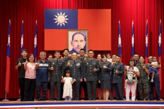 8軍團指揮官主持軍人節表揚大會 肯定官兵挺身衛國