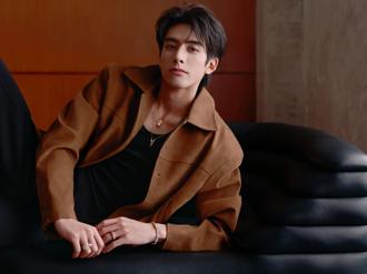 宋威龍戴MIKIMOTO珠寶 低調優雅的貴公子