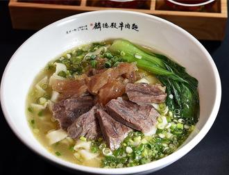 食之有感、超乎預期！築間「麟德殿牛肉麵」開箱