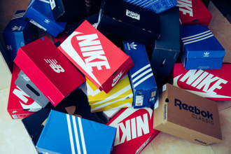 2025鞋王出爐 銷量成長71％ 年輕人推爆：出國走2萬步不累