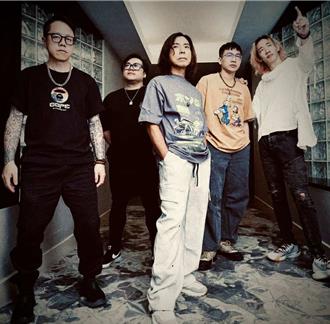 郭蘅祈领军浮花乐队 乐手全是王心凌、萧敬腾御用人马