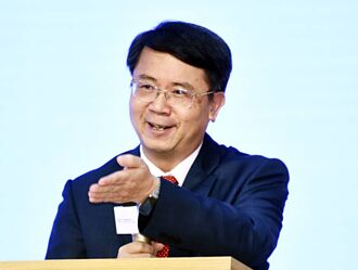 張傳章：今年台灣經濟上熱下冷
