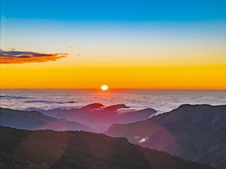 阿里山英迪格酒店在云端度假