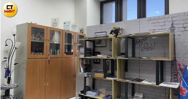 陈祖丰强调，布莱斯学院台湾办公室对学生的状况瞭若指掌，并表示若学生有状况，他们绝对不会不知情，更不可能弃之不顾。（图／翁靖佑摄）