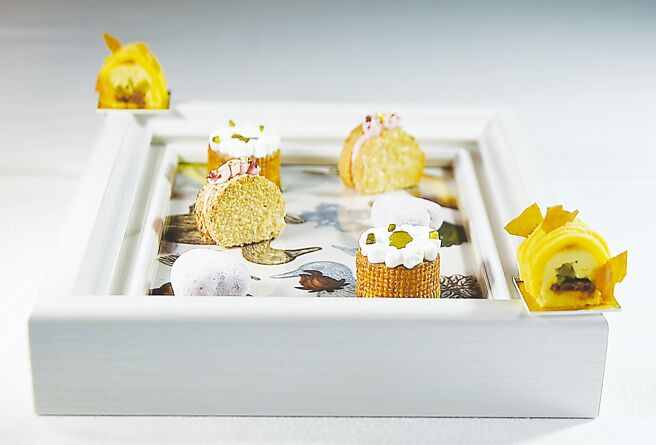 本季套餐的餐後茶點有「覆盆子達克瓦滋」、「地瓜蒙布朗」、「開心果泡芙」和「黑醋栗紫蘇棉花糖」。圖／姚舜