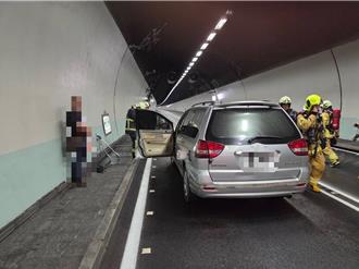 國5雪隧車輛冒煙一度雙向全線封閉 網友哀號：早知道帶便當