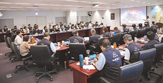 提升決策力 盧率隊上AI首長班