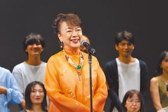 翁倩玉《万博追踪》20岁嫩样重现银幕