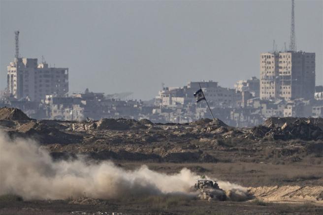  以色列國防軍將加薩市列為戰區，擴大清剿哈瑪斯。（達志影像／美聯社）