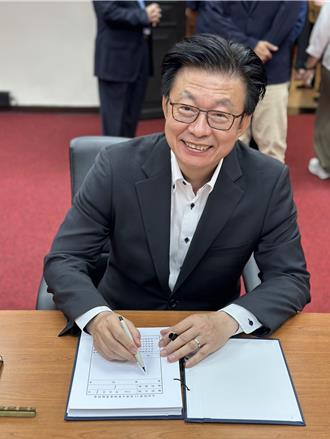 立院新會期報到 郭國文搶頭香：執政黨要比在野黨更認真