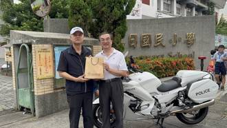 开学日乌日警「护童勤务」 宣导交通安全月！副局长现身慰勉