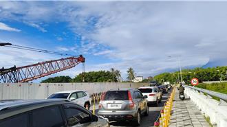 花莲中山桥「半半施工」改建中 议员忧成交通黑暗期