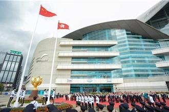 李家超率360人香港代表团赴京 参加93阅兵活动