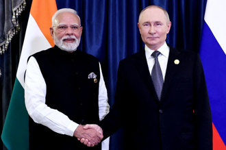 莫迪搭普丁「總統豪車」狂聊50分鐘：14億印度人盼你訪印