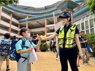 開學首日守護校園交通安全　新北警啟動護童勤務