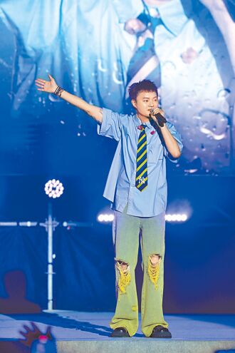 許富凱陳孟賢澎湖開唱粉絲應援大拚場