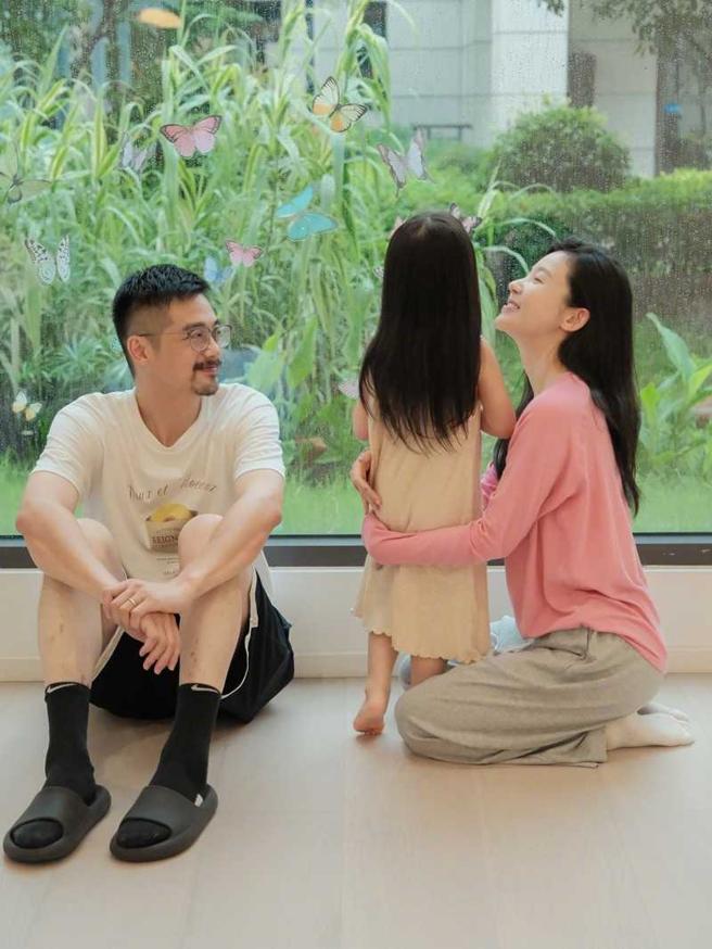 婚後吳中天跟楊子姍定居北京，鮮少更新社群的他，偶爾才會出現在老婆社群。（圖／翻攝自楊子姍微博）