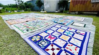 台东中高龄妇女拼布专班结训 18人获国际证照 晒被展成果