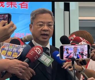 新經長龔明鑫訪台中機械業  重申雨天不收傘