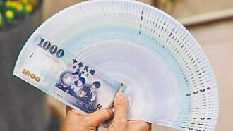 六大核心產業 7月放款暴衝