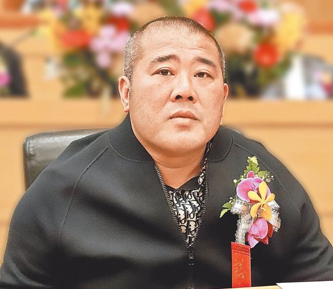 替博奕與詐團洗錢200億，「雨刷」蔡政宜海賺購亞灣區上億豪宅。(翻攝嘉義縣議會官網)