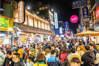 嘉市觀光爆發！營利事業銷售額創歷史新高 住宿人次破百萬