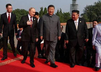 南韓議長與金正恩握手對話曝光！普丁：要轉達訊息嗎？