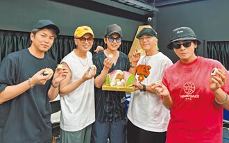 Energy雄蛋倒數曝「蜜桃大放送」