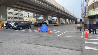 台中死亡車禍！婦人騎車遭聯結車撞上  血濺滿地慘死