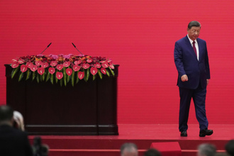 93閱兵軍力秀為掩蓋驚人真相？ 全國公務員被要求寫觀後感