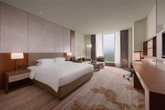 迎台北水舞嘉年华 入住六福万怡享获奖牛肉麵、高铁78折