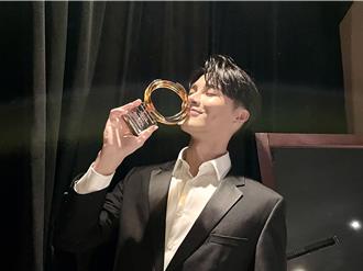 恭喜宋偉恩得「男主角獎」國際大獎！哽咽謝恩師、師公：10年磨一劍