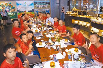 和牛宴慶功 東園少棒獲498萬訓練獎勵