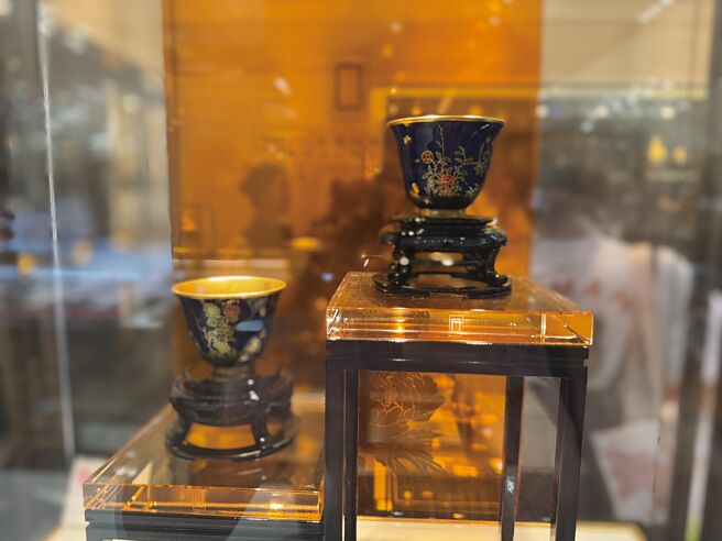 老铺黄金卖的不是黄金本身，而是源自东方宫廷的极致美学与匠人精神。（金蜀卿摄）