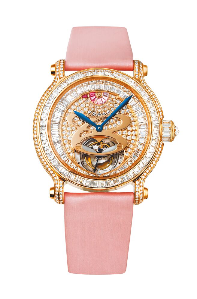 L.U.C系列腕表，採用L.U.C手上链陀飞轮机芯，9日动力储存，具COSC与日内瓦印记，共计镶有430颗宝石，2173万元。（Chopard提供）