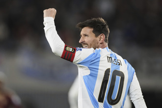 世足資格賽》梅西動情流淚！告別阿根廷主場 參戰世界盃未知數