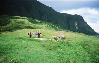 映照孩子眼中的世界 楊哲一《邊境・童話》新書花蓮發表
