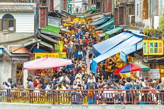 乌来老街没落了？他嘆连假「7点多关门」 网揭3原因：时间点不对