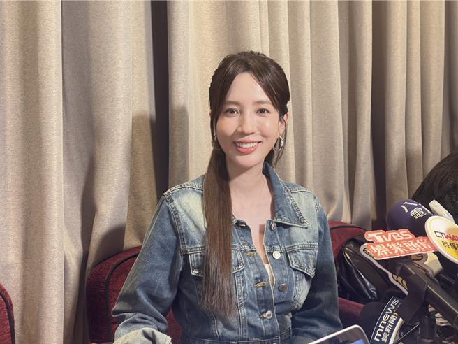 爱雅5日出席「爱雅辣呦」品牌记者会。（池宗玲摄）