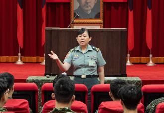 陳育琳勉政戰幹部 體認使命厚植戰力
