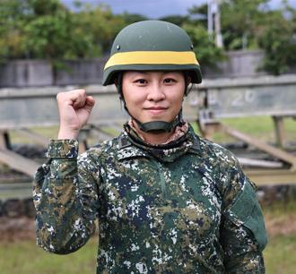 【54群MGB架撤作业】考验体能、战技 发挥默契完成架桥