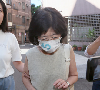 認了「錢用罄」向柯媽、柯美蘭借  陳佩琪轉告柯文哲這一句