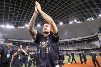 中職》林智勝引退賽第2戰！4萬人滿場見證 改打先發第7棒DH