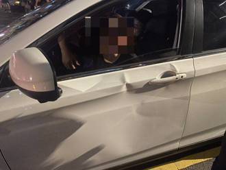 醉漢鬧街砸車嗆「你撞我啊」 遭警保護管束送辦