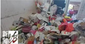 上海7旬婦沉迷拾荒「3間房被清出30噸垃圾」 公部門看不下去…逾40人幫清運