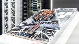 AI需求旺＋苹果新机拉货 台供应链8月业绩高歌