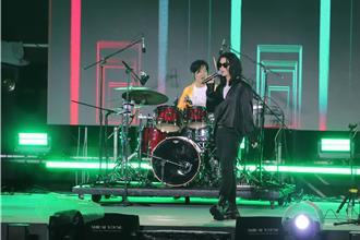 「將軍吼」美秀集團與李竺芯壓軸　彩色千輪煙火絢爛全場