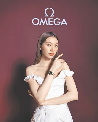 OMEGA秀Aqua Terra 30毫米系列腕錶